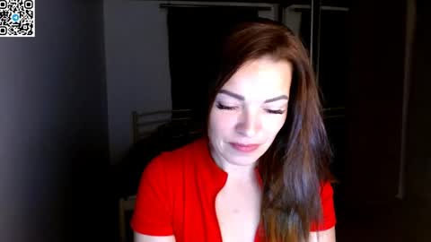 Snapshot of ivorymuse chatting on 04/13/26, 08:25 Lana online show from 04/13/26, 08:25