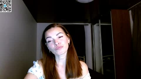 Snapshot of ivorymuse chatting on 04/18/26, 09:59 Lana online show from 04/18/26, 09:59