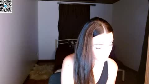 Snapshot of ivorymuse chatting on 05/07/26, 09:31 Lana online show from 05/07/26, 09:31