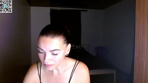 Snapshot of ivorymuse chatting on 05/12/26, 07:22 Lana online show from 05/12/26, 07:22