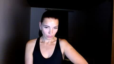 Lana online show from 07/08/26, 09:30