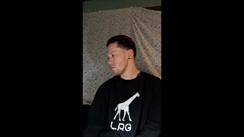 Snapshot of ivoryshaft0824 chatting on 12/15/25, 05:12 ivoryshaft0824 online show from 12/15/25, 05:12