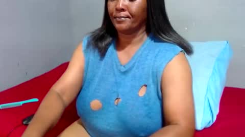 IVORYTITS48 online show from 01/17/25, 02:28