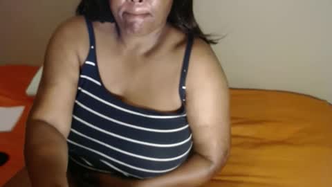 Snapshot of ivorytits48 chatting on 09/24/25, 03:54 IVORYTITS48 online show from 09/24/25, 03:54