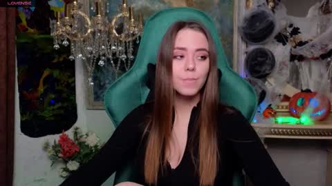 ivorywood_ online show from 10/29/25, 10:39