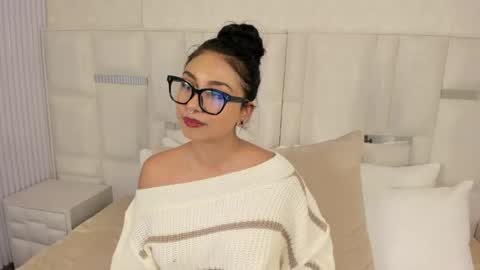 Snapshot of ivtt_love chatting on 05/12/26, 12:57 IVET online show from 05/12/26, 12:57