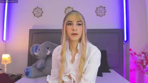ivi rosse  online show from 06/08/26, 03:34