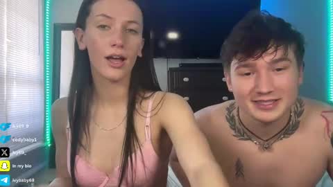 Snapshot of ivy69_9 chatting on 02/25/25, 03:27 ivy69 9 and cody online show from 02/25/25, 03:27