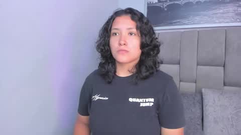 Ivy and Molly online show from 09/24/25, 07:39