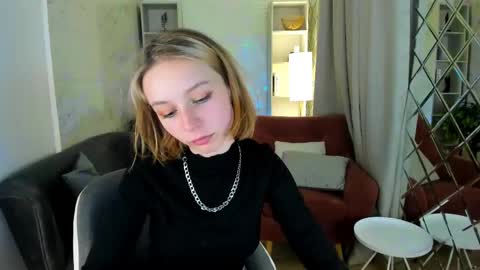 Snapshot of ivy_blare chatting on 05/27/26, 02:14 ivy_blare online show from 05/27/26, 02:14