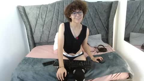 Snapshot of ivy_fantasy69 chatting on 06/02/26, 06:10 ivy_fantasy69 online show from 06/02/26, 06:10