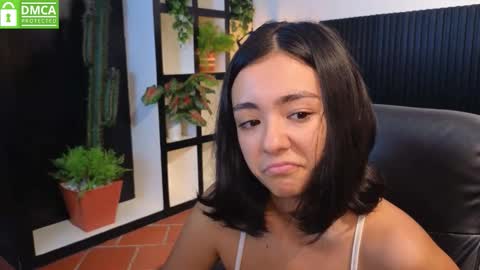 Snapshot of ivy_gail chatting on 10/29/25, 06:04 IVY online show from 10/29/25, 06:04