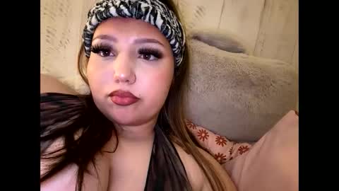 Snapshot of ivy_indulgence20 chatting on 06/07/26, 05:00 ivy_indulgence20 online show from 06/07/26, 05:00