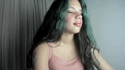 Ivy Layla online show from 01/15/25, 04:15
