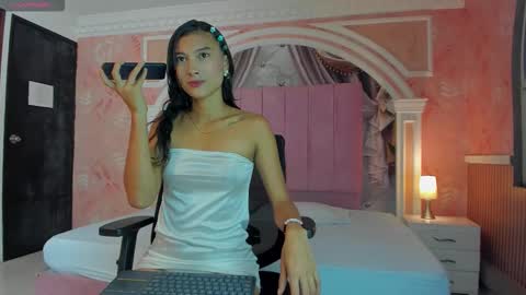 Snapshot of ivy_rae_xxx chatting on 10/25/25, 09:31 Ivy Rae online show from 10/25/25, 09:31