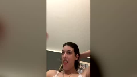 ivy_rose90 online show from 07/02/26, 04:40