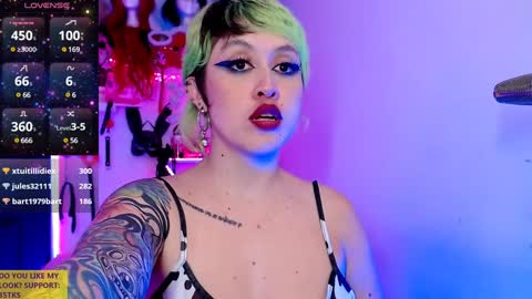 Snapshot of ivy_rosse chatting on 01/10/25, 05:34 You can find more of me here  online show from 01/10/25, 05:34