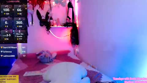 Snapshot of ivy_rosse chatting on 03/08/25, 06:47 You can find more of me here  online show from 03/08/25, 06:47