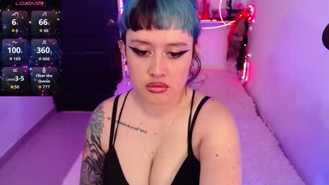Snapshot of ivy_rosse chatting on 12/19/25, 04:25 You can find more of me here online show from 12/19/25, 04:25