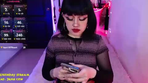 Snapshot of ivy_rosse chatting on 06/09/26, 03:23 You can find more of me here online show from 06/09/26, 03:23