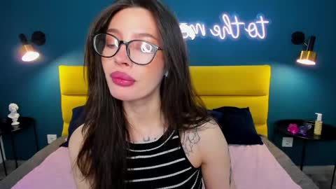 Snapshot of ivydainty chatting on 04/26/26, 01:36 Ivy online show from 04/26/26, 01:36