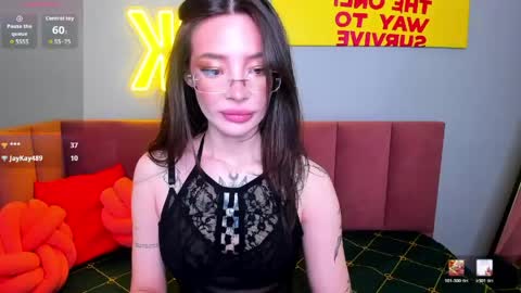 Snapshot of ivydainty chatting on 05/29/26, 01:47 Ivy online show from 05/29/26, 01:47