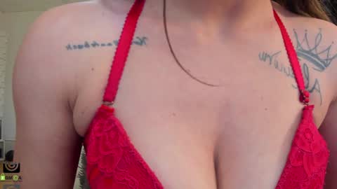 IvyFox online show from 02/05/25, 05:53