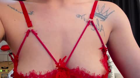 IvyFox online show from 02/14/25, 11:42