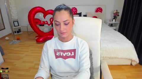 IvyFox online show from 02/14/25, 08:59