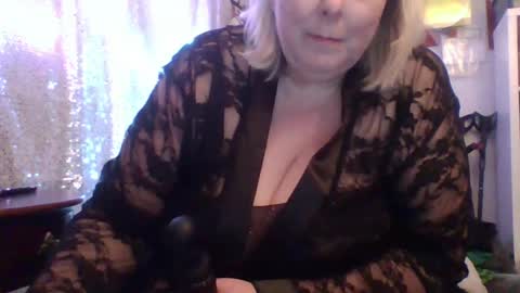 ivyjane3522 online show from 06/14/26, 02:24