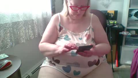 ivyjane3522 online show from 07/02/26, 12:44
