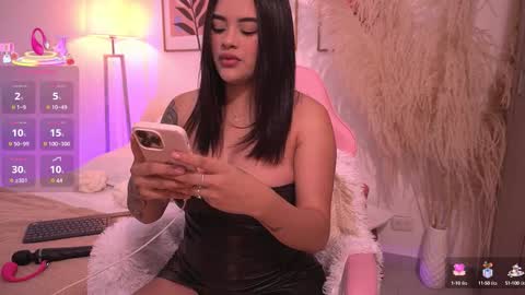 Annie online show from 09/13/25, 03:28