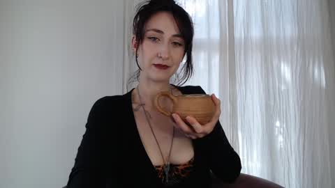 Ivy Rosie online show from 04/03/26, 04:38