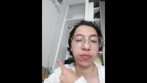 Ivy online show from 05/01/26, 03:05