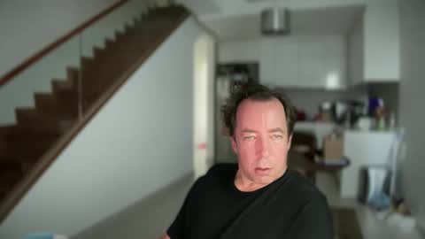 chat with me to find out online show from 02/09/25, 03:32