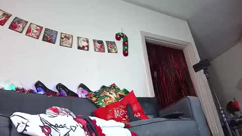 Gwen LaCourt online show from 12/09/24, 02:17