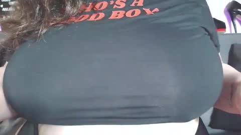 Gwen LaCourt online show from 10/21/25, 01:23