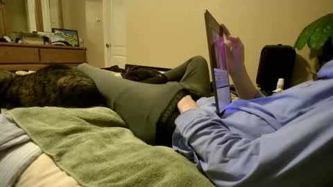 Snapshot of iwhitesmurf chatting on 11/05/25, 02:33 iwhitesmurf online show from 11/05/25, 02:33