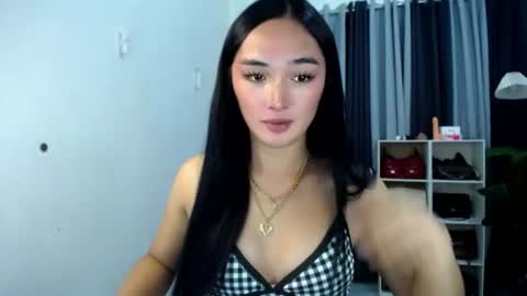 iwillcum4u_ online show from 07/10/26, 12:37