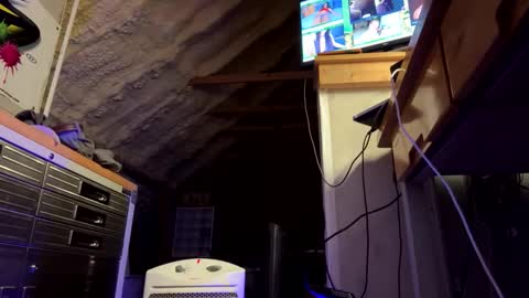 Snapshot of iwinnner chatting on 11/11/25, 12:21 That Guy online show from 11/11/25, 12:21