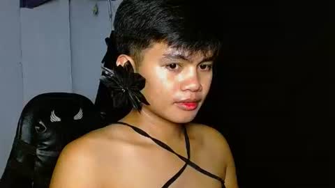 iya143 online show from 11/02/25, 03:36