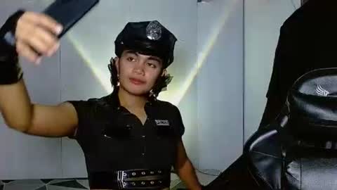 iya143 online show from 11/06/25, 09:54