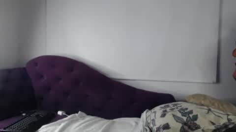 Izabella online show from 09/29/25, 10:58