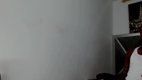 Snapshot of izan_ziratz chatting on 03/12/25, 07:59 izan_ziratz online show from 03/12/25, 07:59