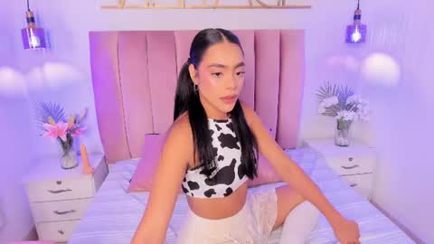 Izan Thorne online show from 06/22/26, 08:06