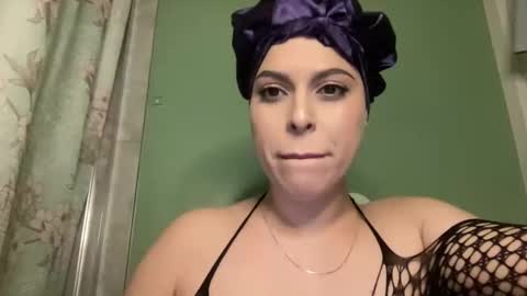 Izcah online show from 01/26/25, 02:56