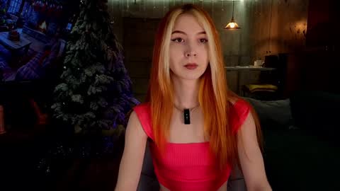 Snapshot of izi_fox chatting on 12/15/24, 02:59 izi online show from 12/15/24, 02:59