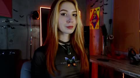 Snapshot of izi_fox chatting on 01/24/25, 09:37 izi online show from 01/24/25, 09:37