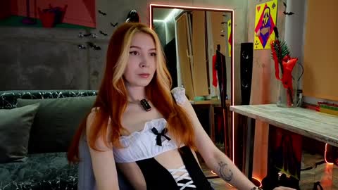 Snapshot of izi_fox chatting on 01/31/25, 03:11 izi online show from 01/31/25, 03:11