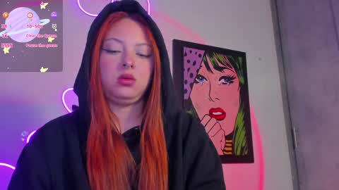 hot izys online show from 12/22/24, 11:54